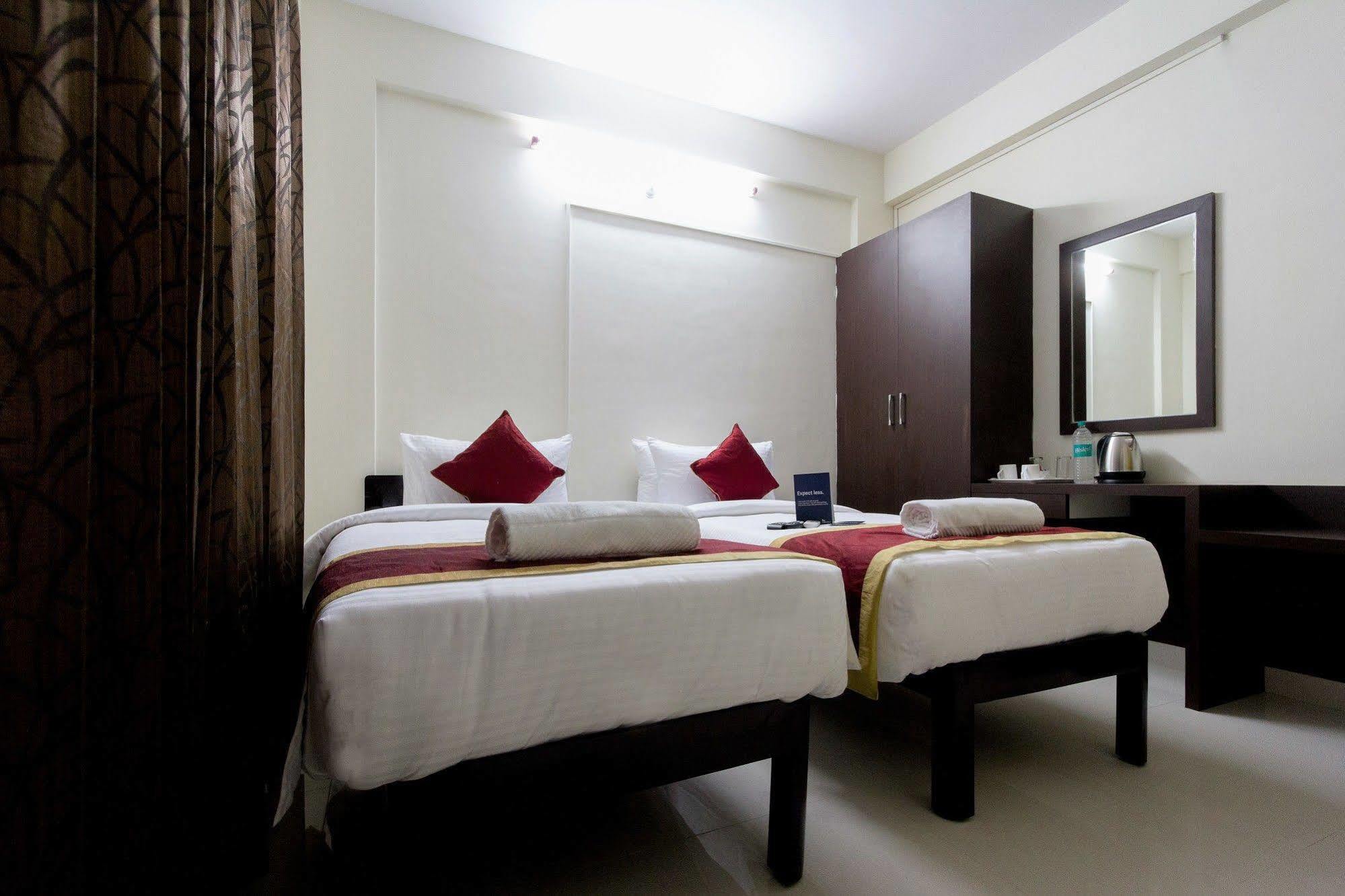 แฟ็บโฮเทล อาร์เอ็มเอส คอมฟอร์ต Hotel บังกาลอร์ ภายนอก รูปภาพ