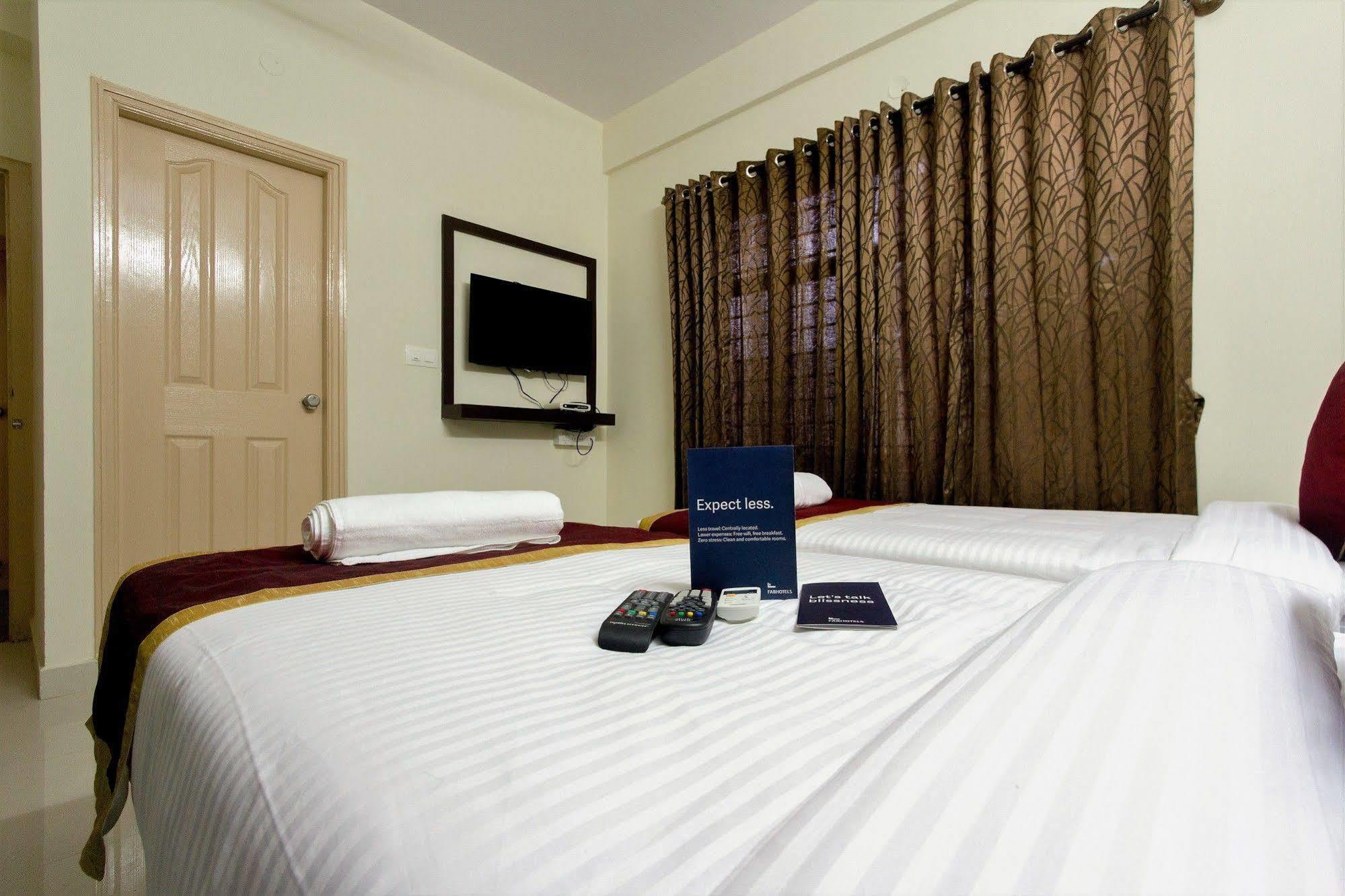 แฟ็บโฮเทล อาร์เอ็มเอส คอมฟอร์ต Hotel บังกาลอร์ ภายนอก รูปภาพ